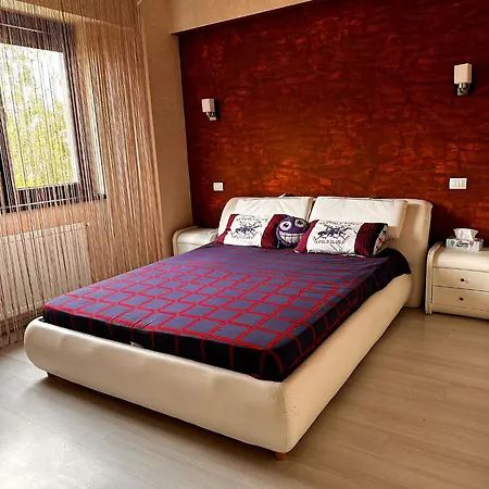 Cu 2 Dormitoare Apartmán Constanţa